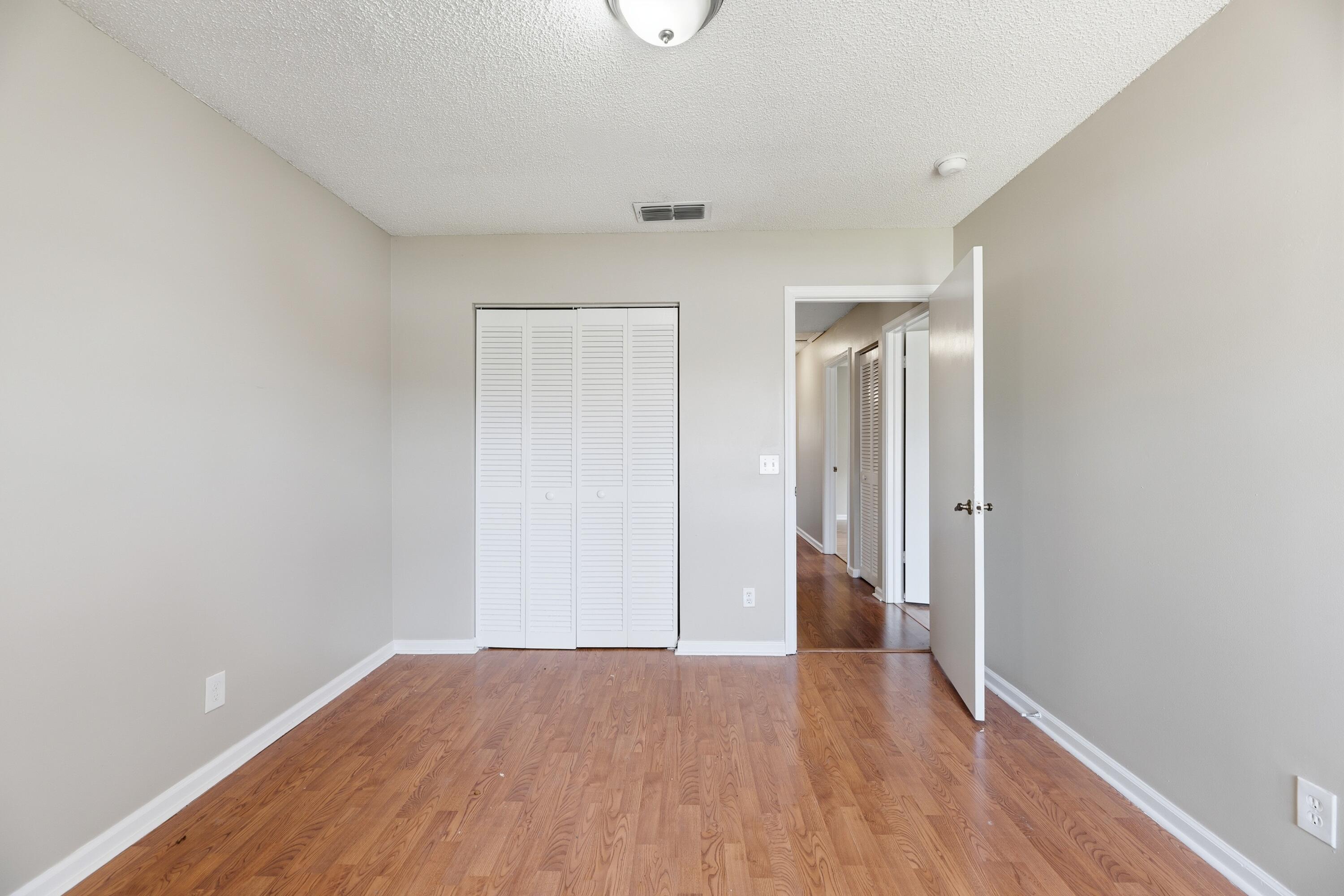 RAINBOW LAKES 2 - Residential