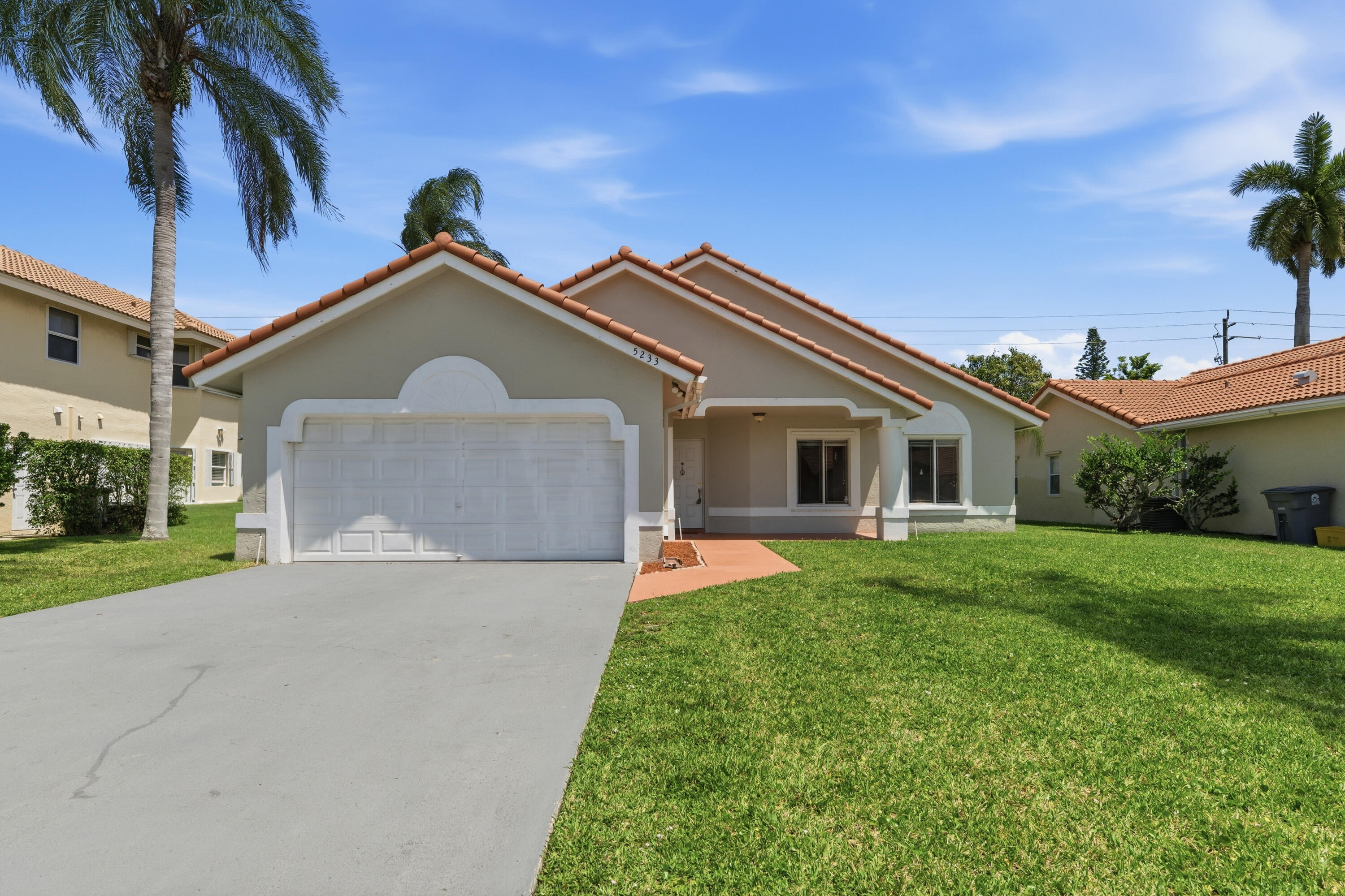 RAINBOW LAKES 2 - Residential