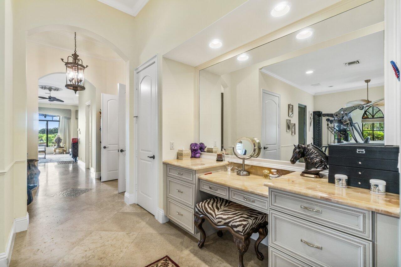 PALM BEACH POINT - Residential