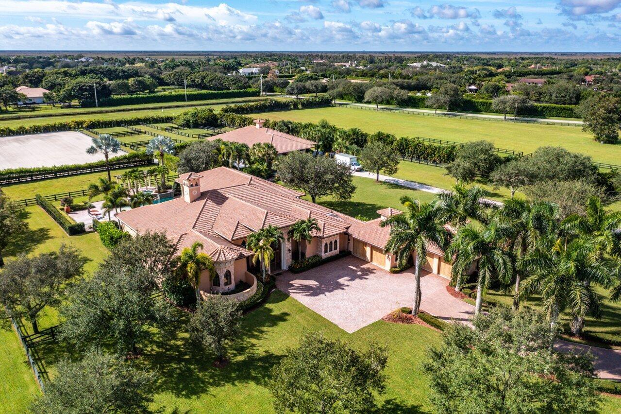 PALM BEACH POINT - Residential