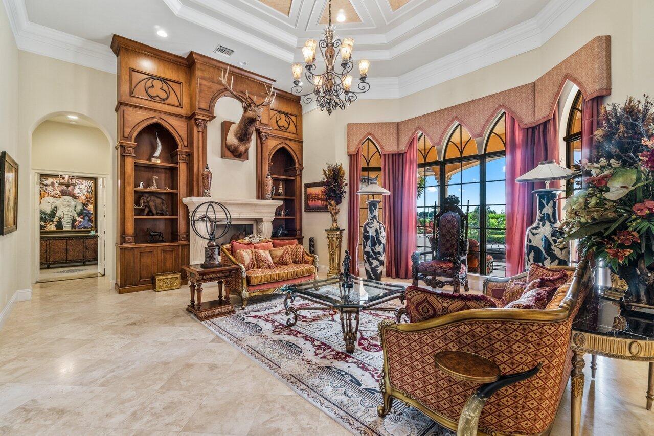 PALM BEACH POINT - Residential