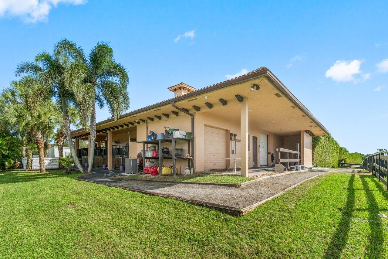 PALM BEACH POINT - Residential