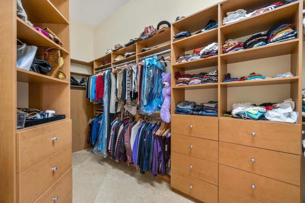 PALM BEACH POINT - Residential