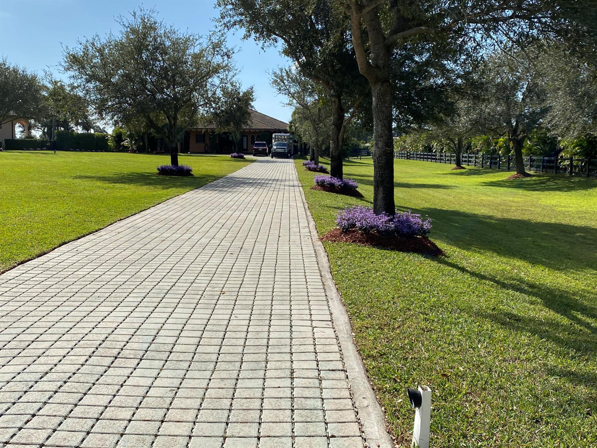 PALM BEACH POINT - Residential