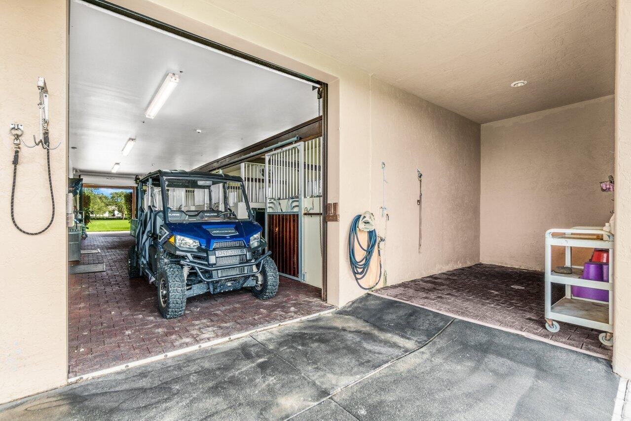 PALM BEACH POINT - Residential