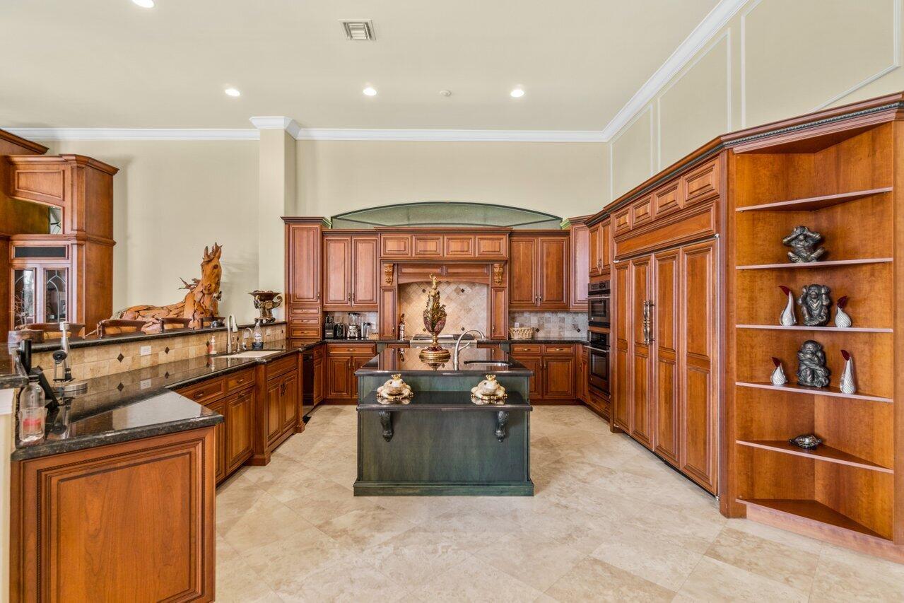 PALM BEACH POINT - Residential