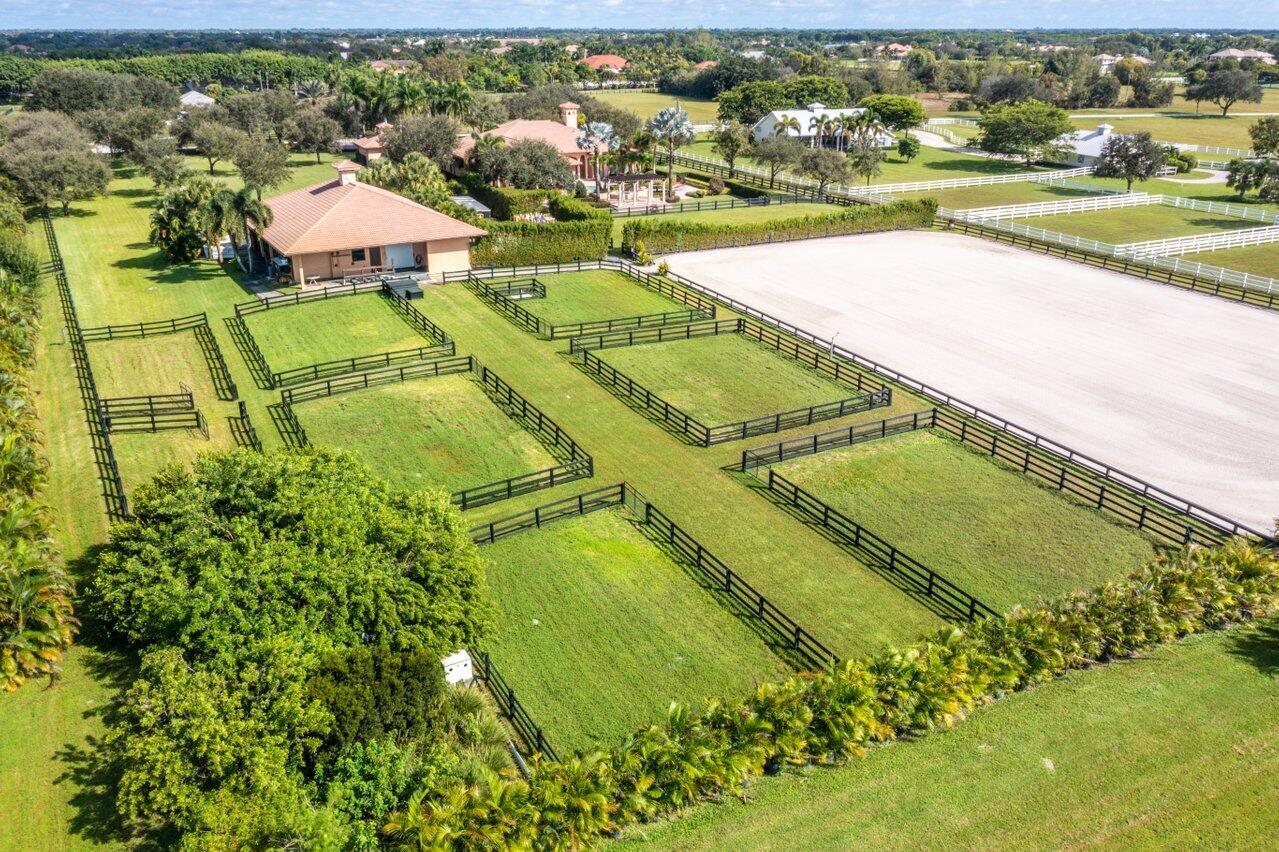 PALM BEACH POINT - Residential