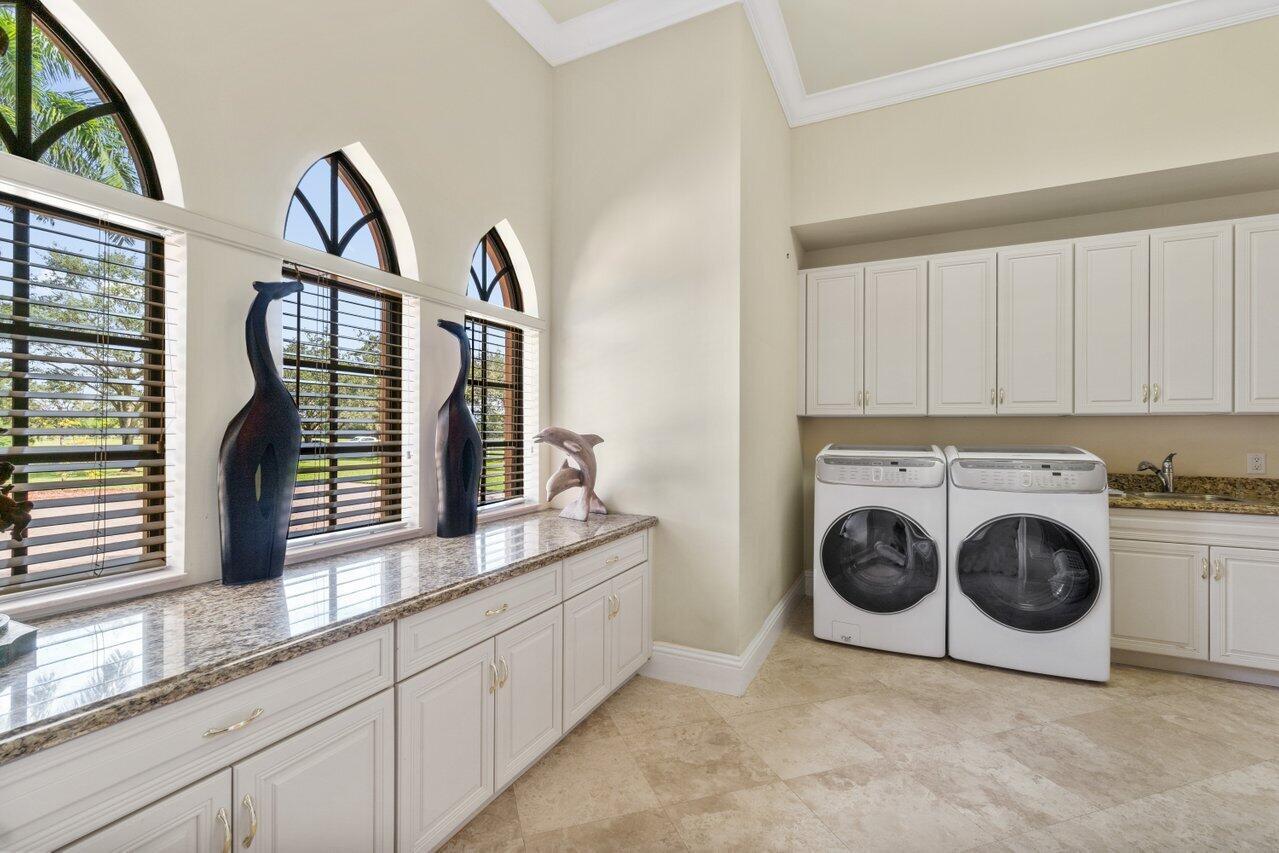 PALM BEACH POINT - Residential