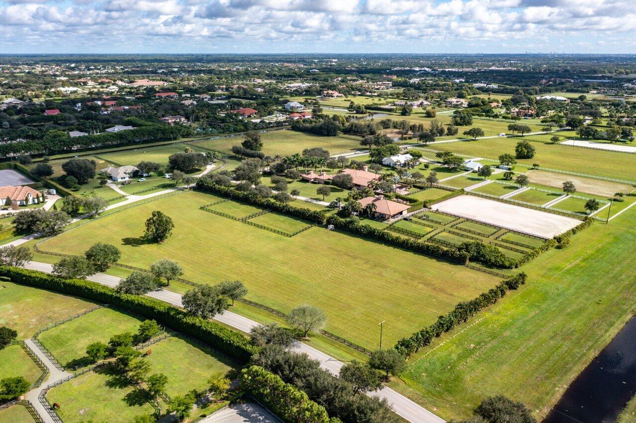 PALM BEACH POINT - Residential