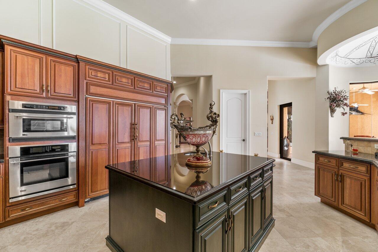 PALM BEACH POINT - Residential