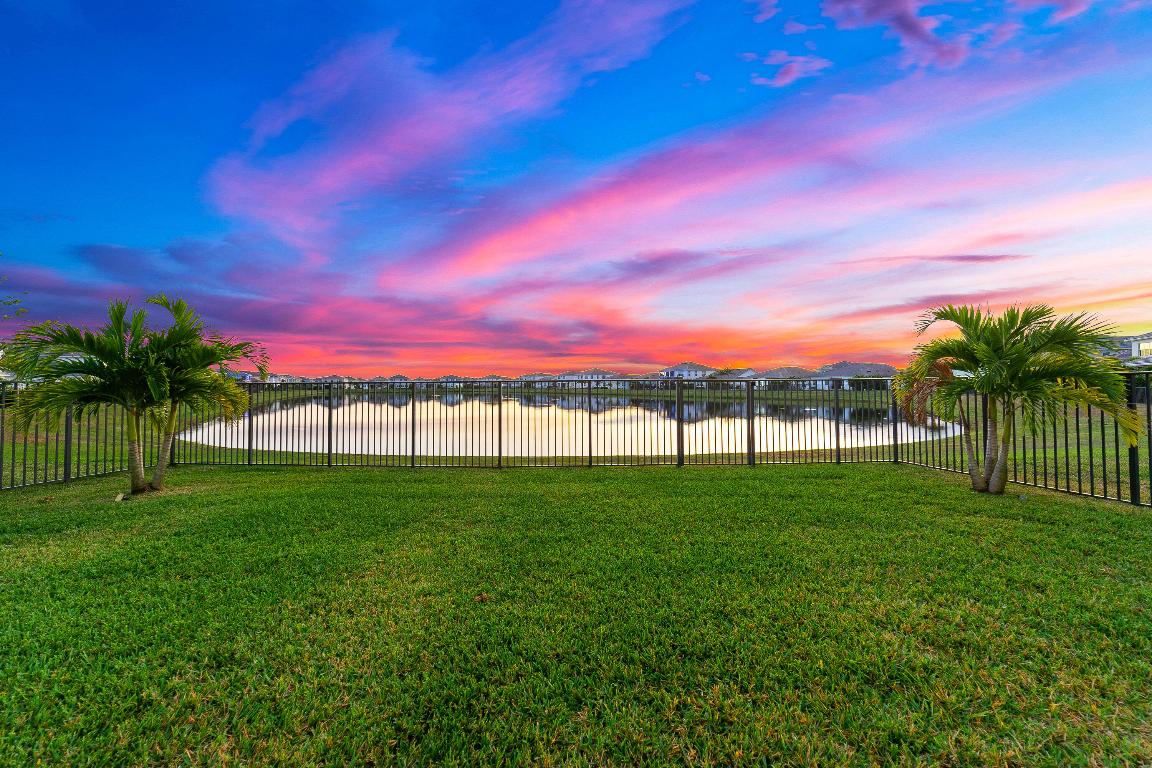 ORCHARDS OF WESTLAKE PHASE 1 - Residential