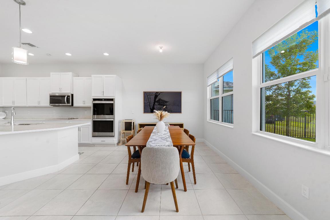 ORCHARDS OF WESTLAKE PHASE 1 - Residential