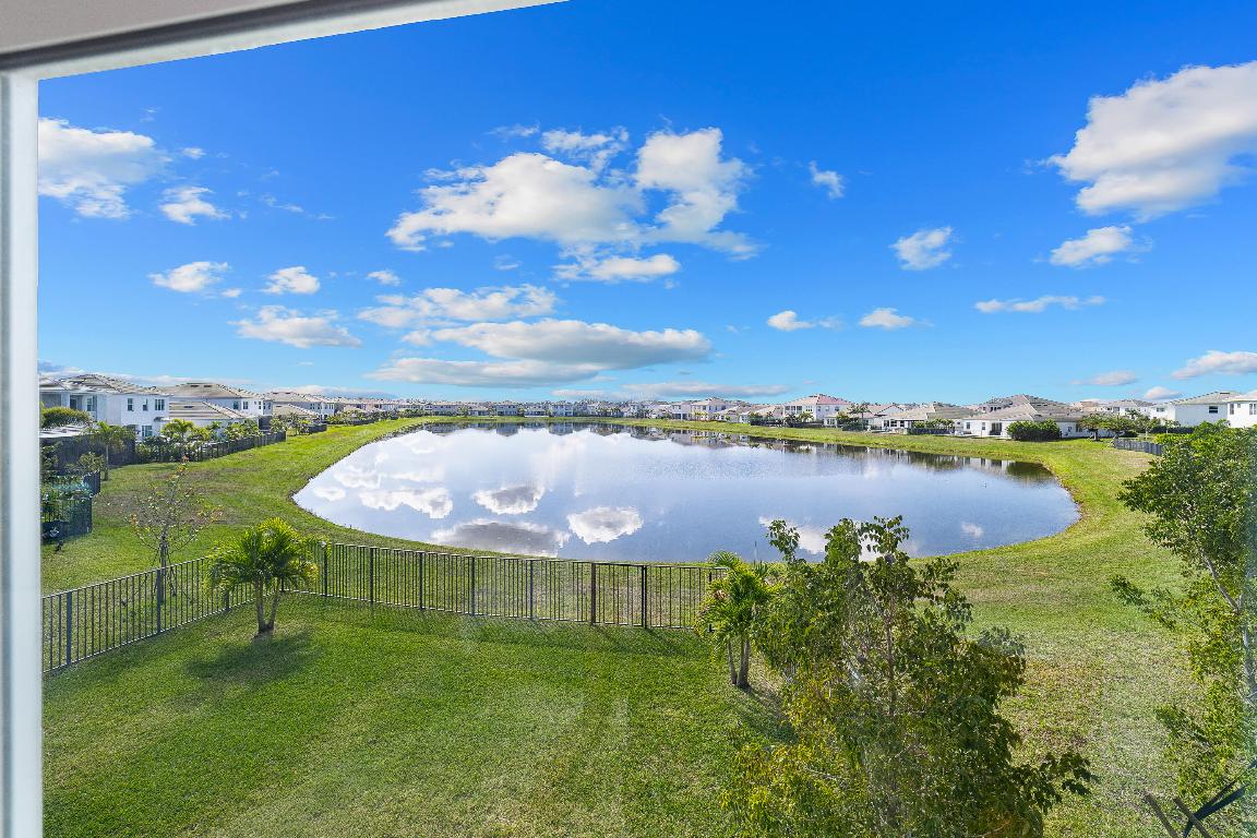 ORCHARDS OF WESTLAKE PHASE 1 - Residential