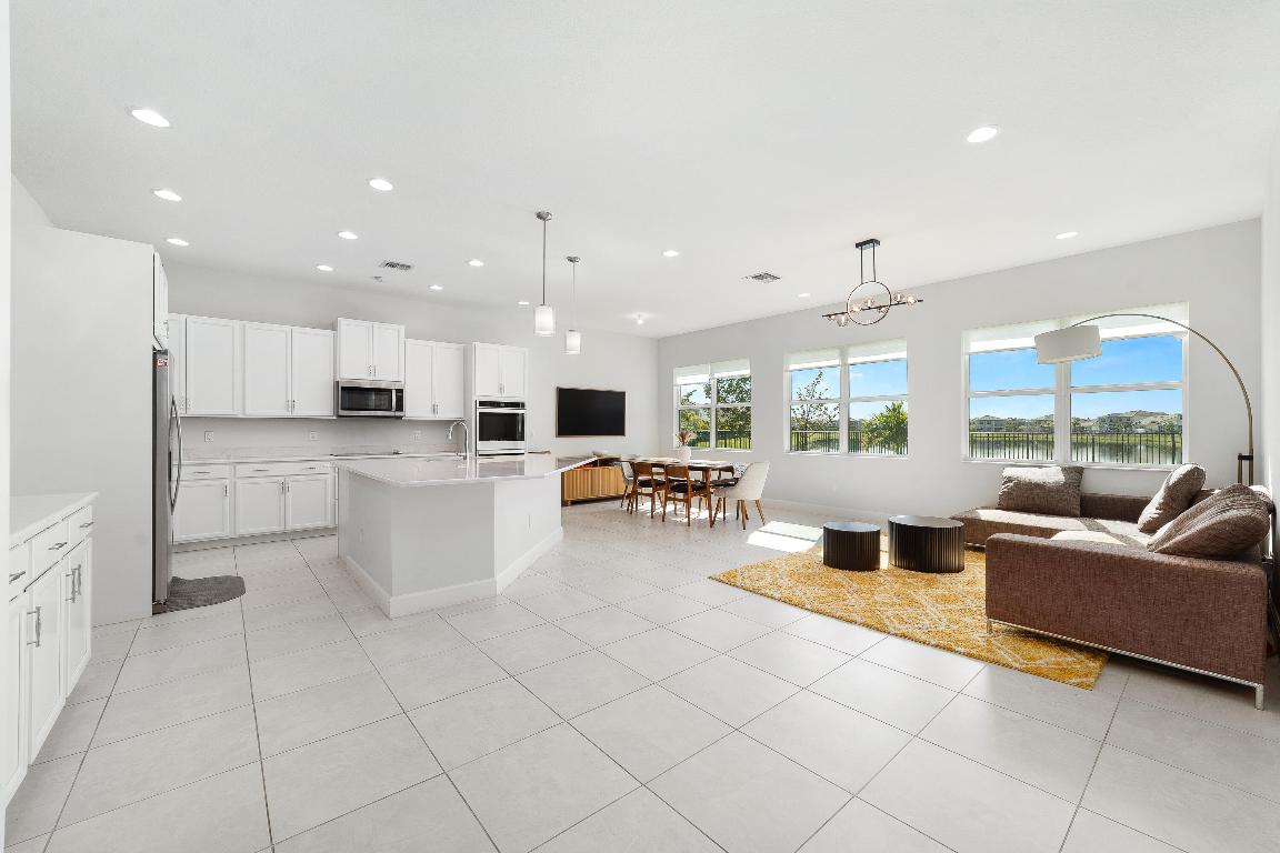 ORCHARDS OF WESTLAKE PHASE 1 - Residential