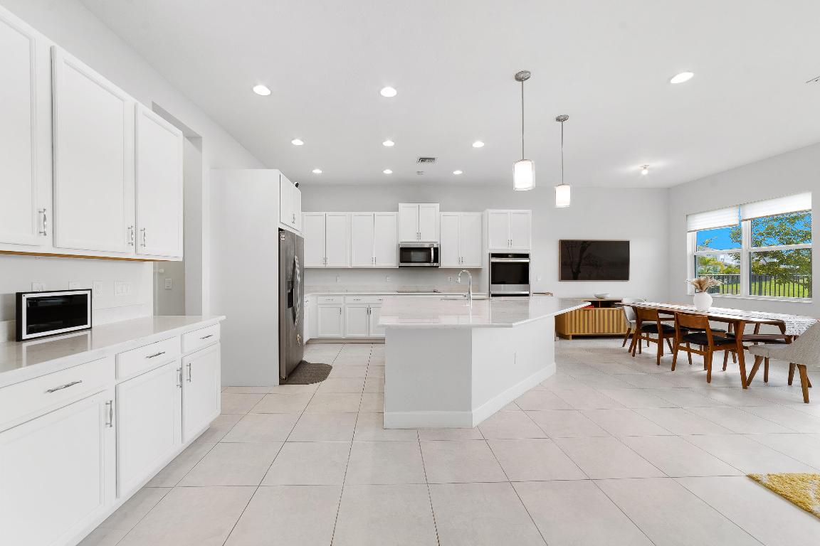 ORCHARDS OF WESTLAKE PHASE 1 - Residential