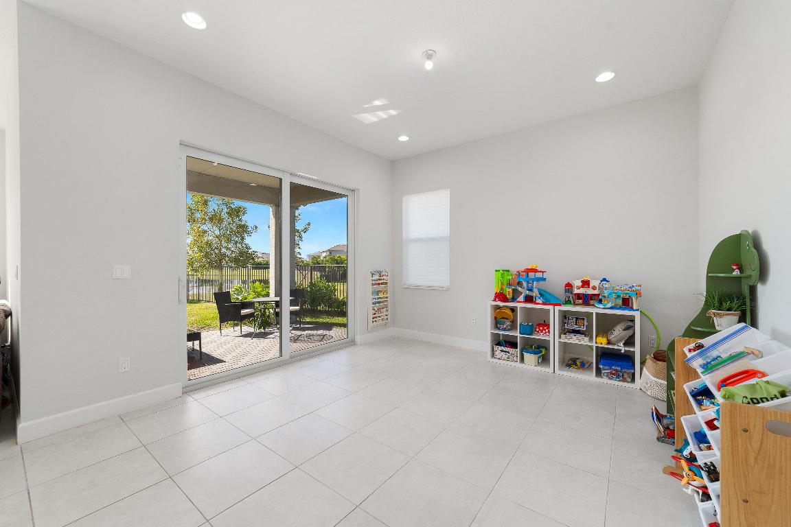 ORCHARDS OF WESTLAKE PHASE 1 - Residential