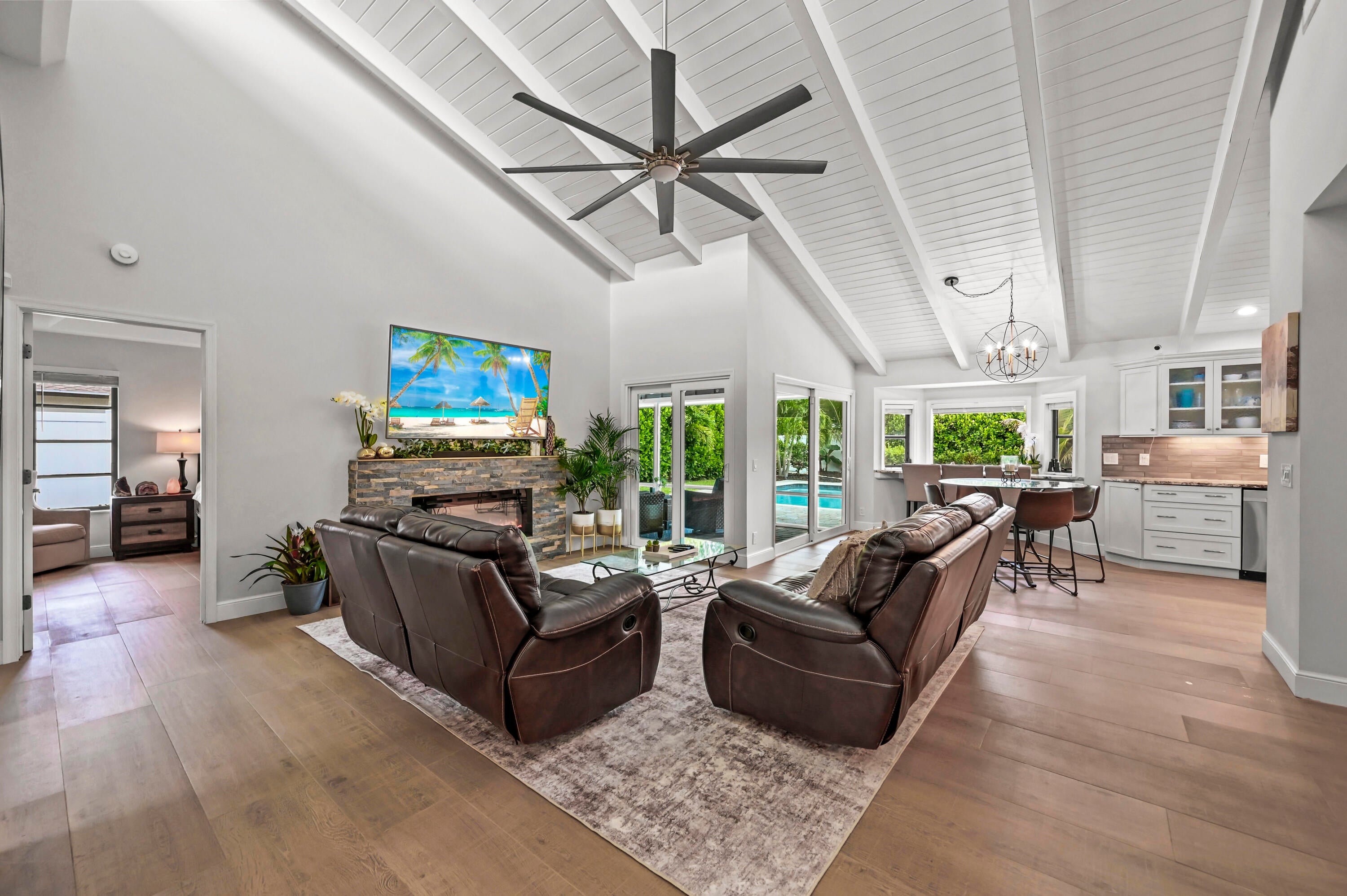 1102 Kriss Lane