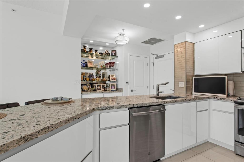 347 N New River Drive E 310