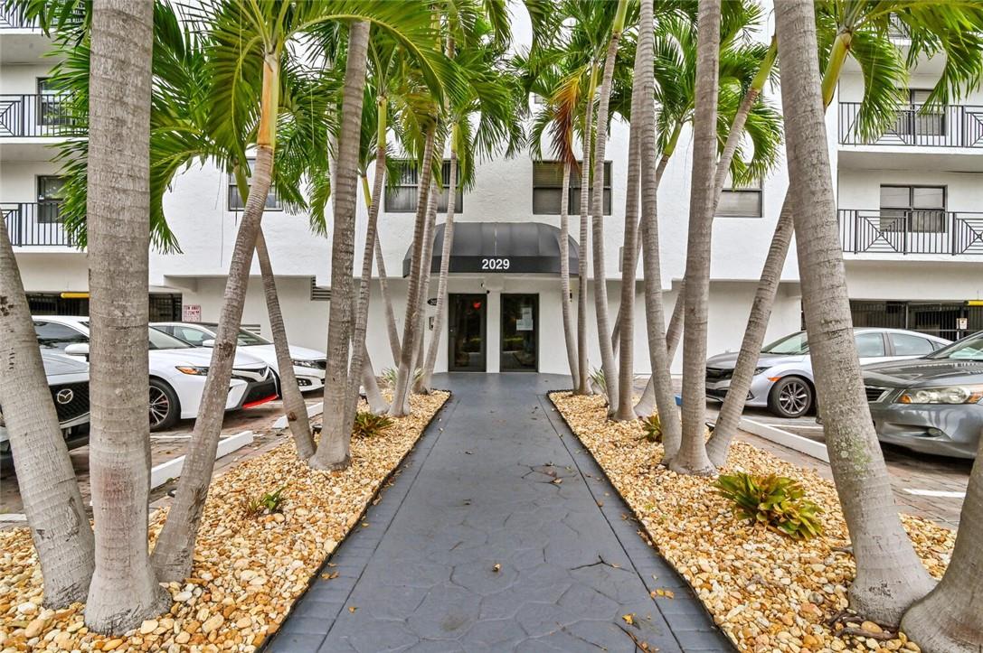 2029 N Ocean Blvd 410