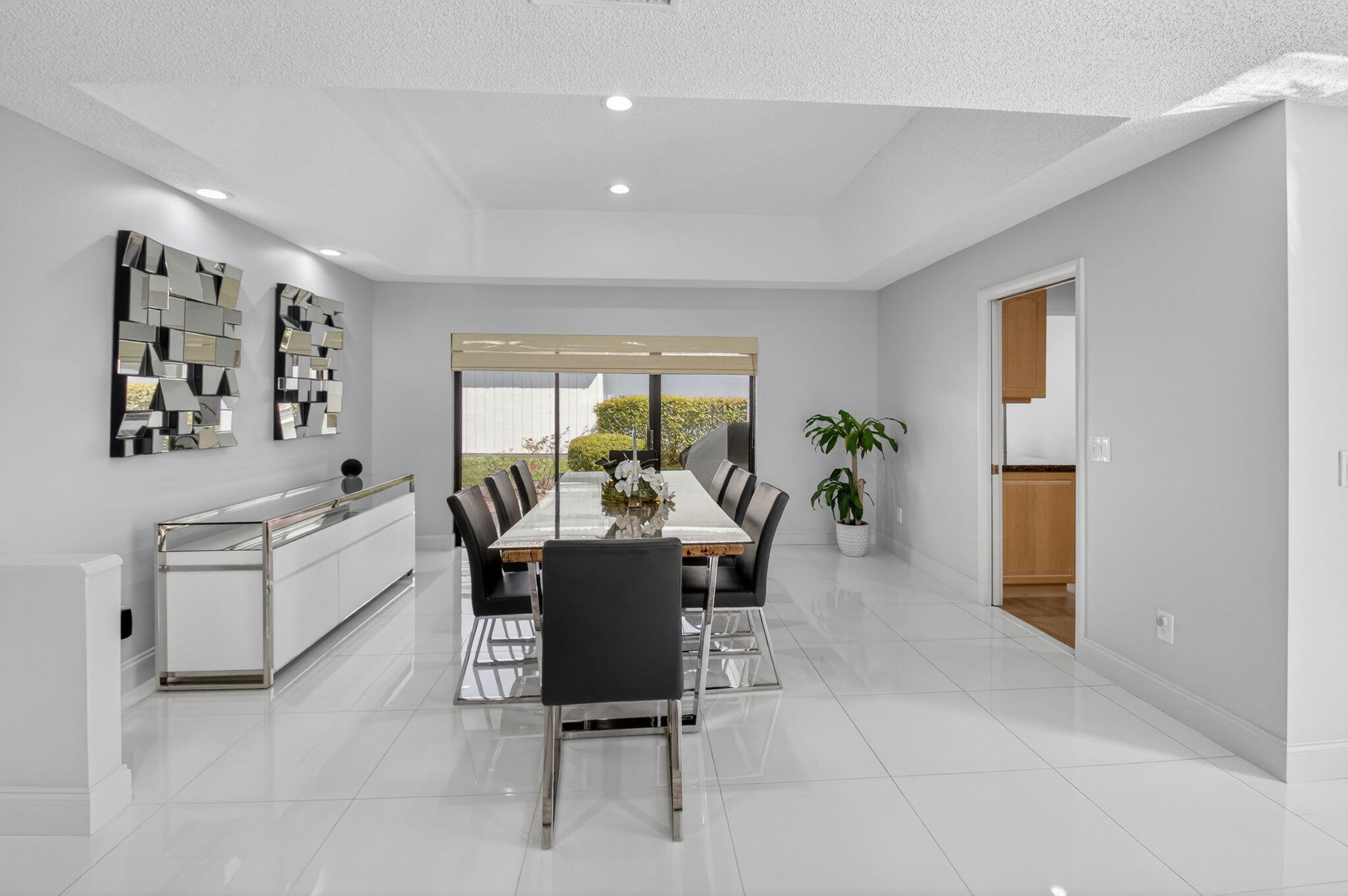 ESTATES AT HUNTERS RUN CONDO - Residential