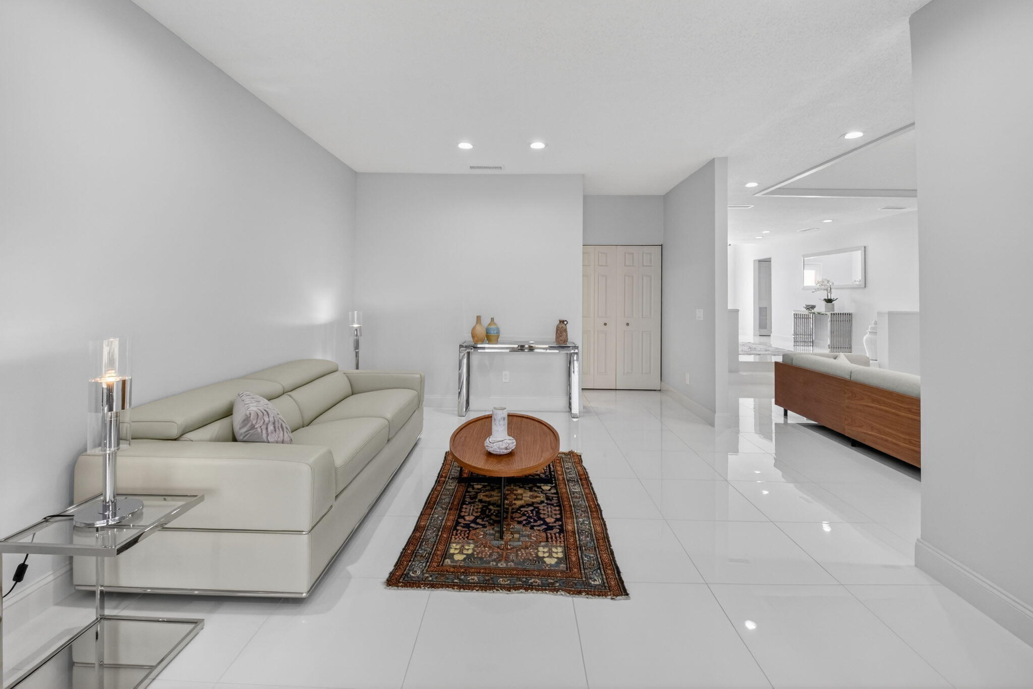 ESTATES AT HUNTERS RUN CONDO - Residential