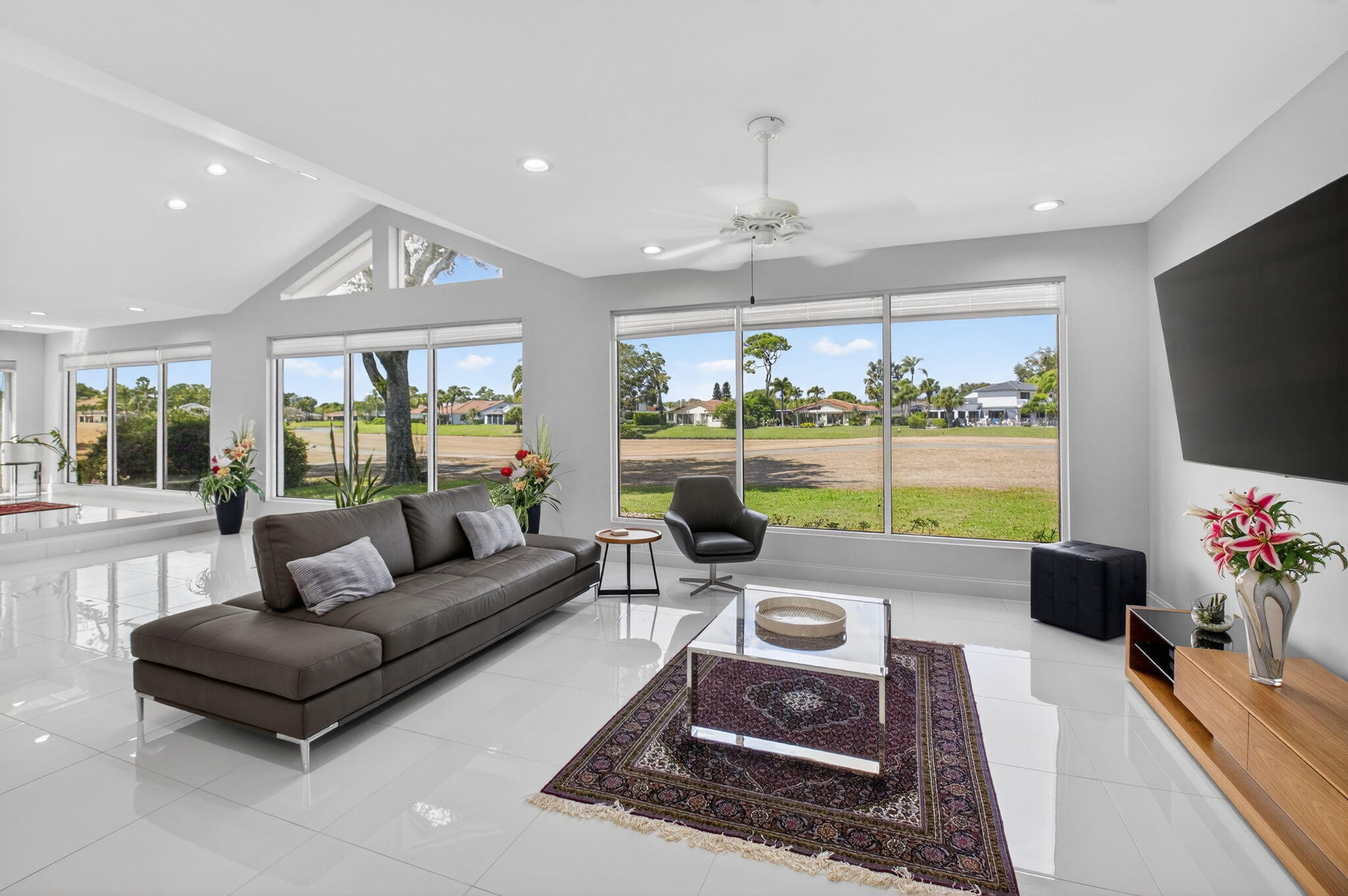 ESTATES AT HUNTERS RUN CONDO - Residential