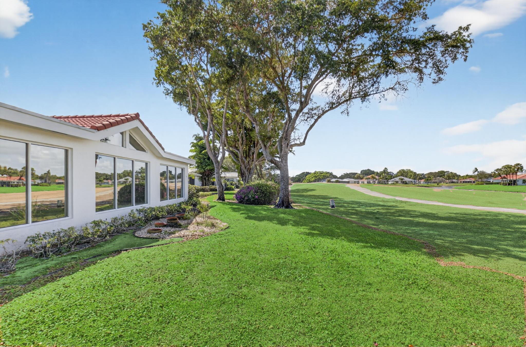 ESTATES AT HUNTERS RUN CONDO - Residential