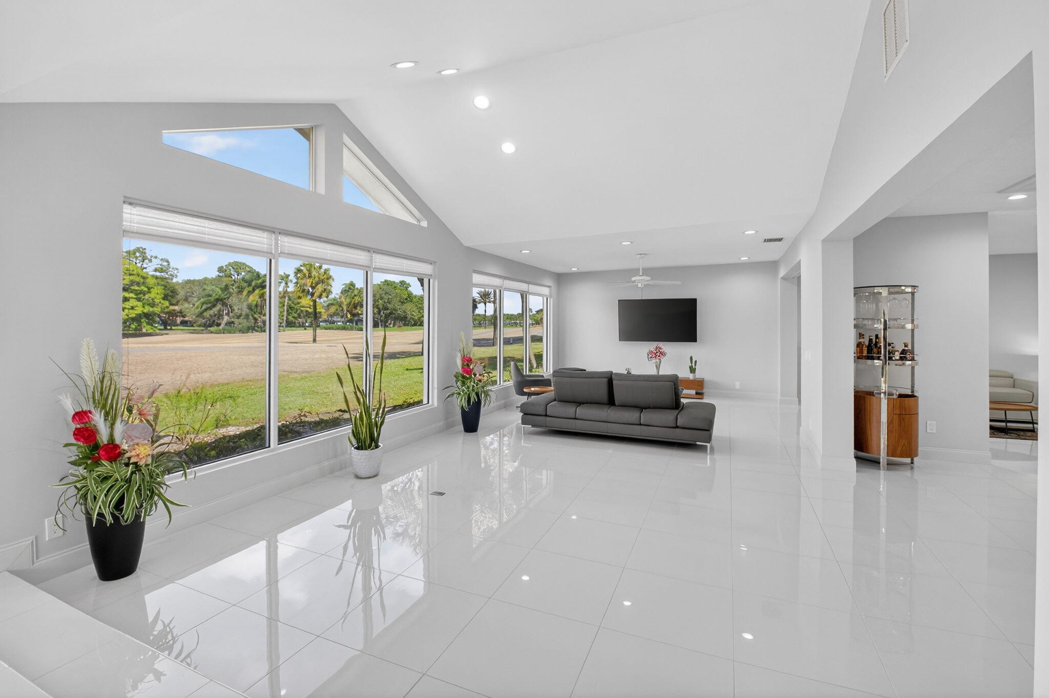 ESTATES AT HUNTERS RUN CONDO - Residential