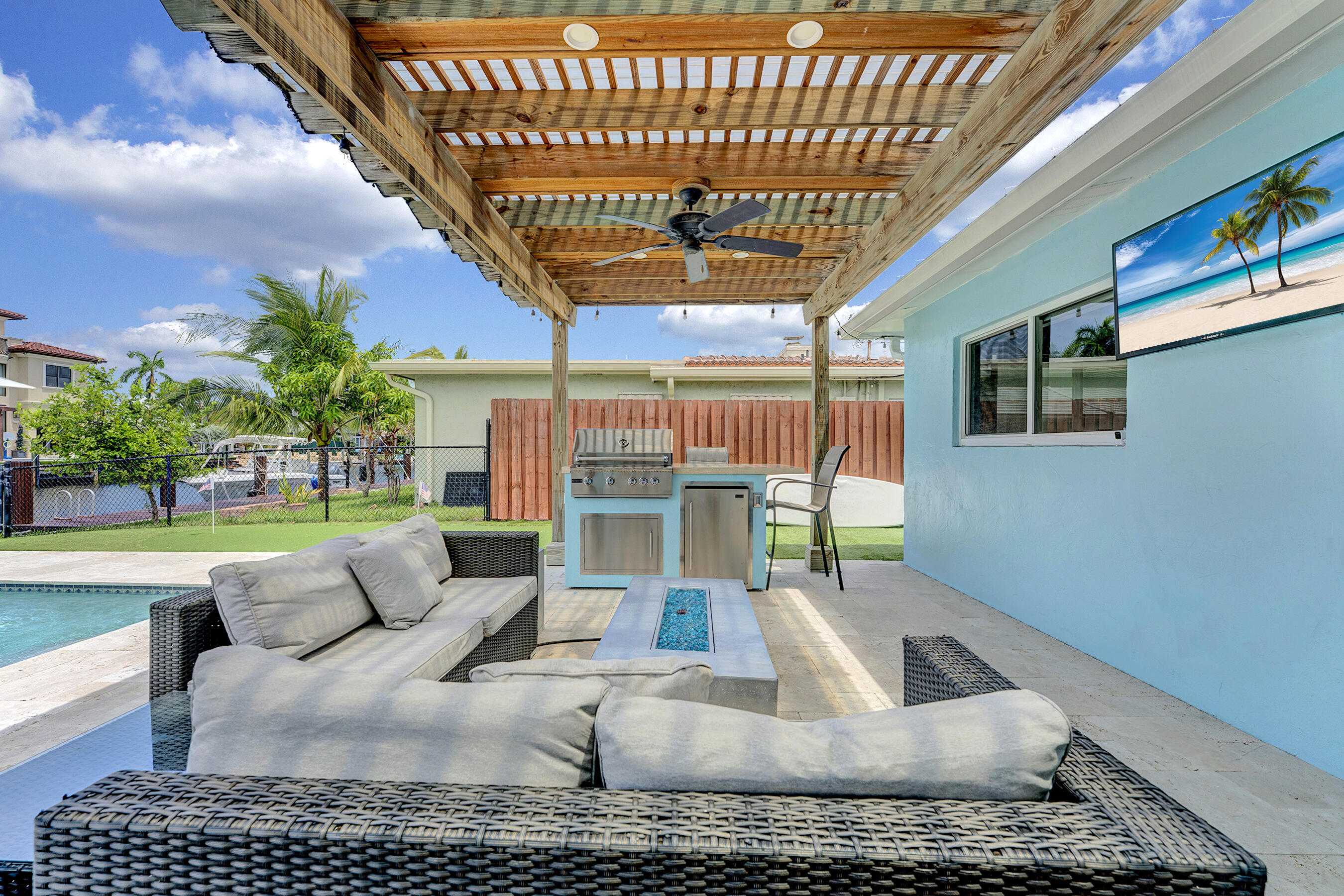 POMPANO ISLES - Residential Lease