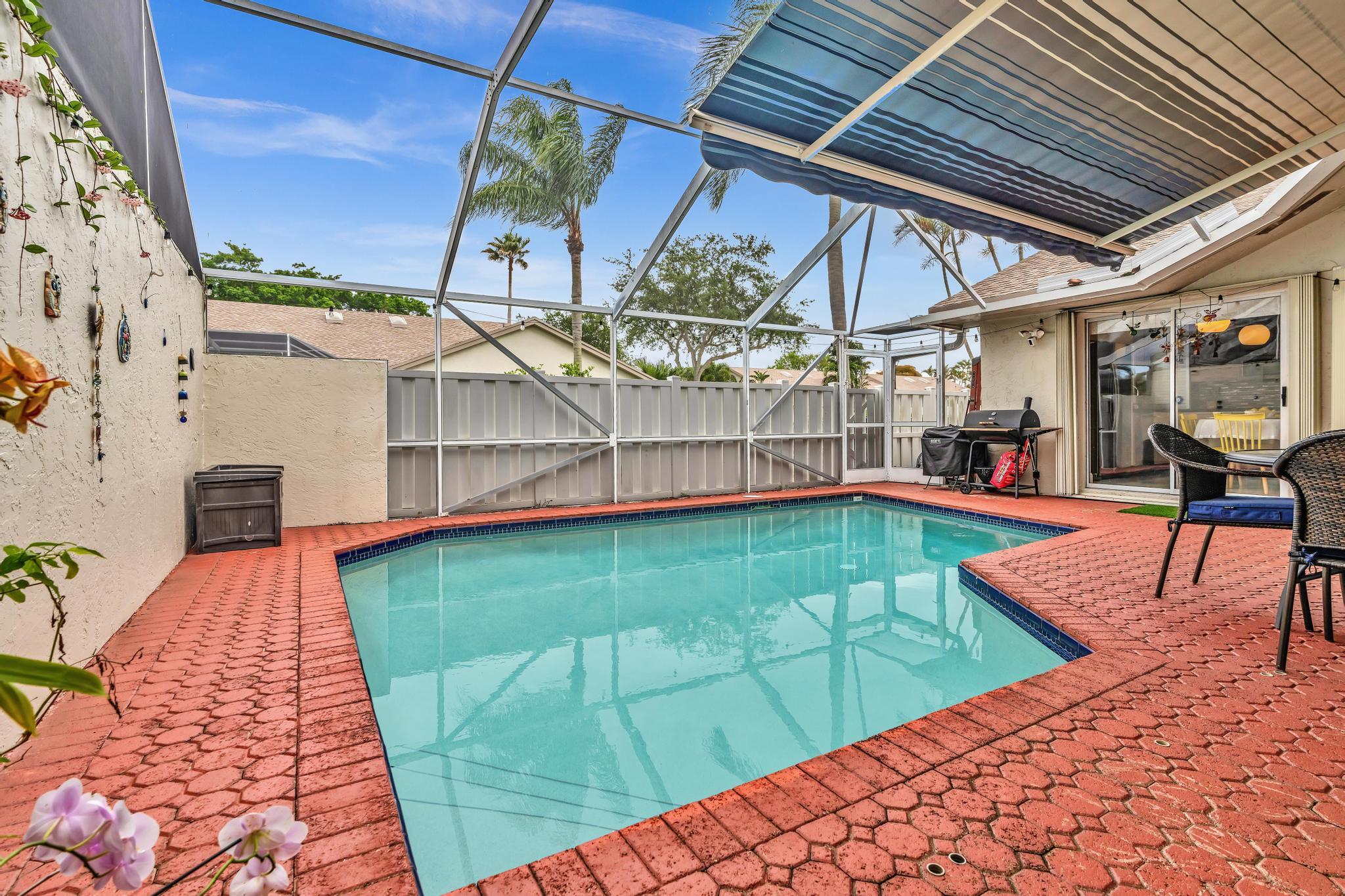 BOCA GARDENS - Residential