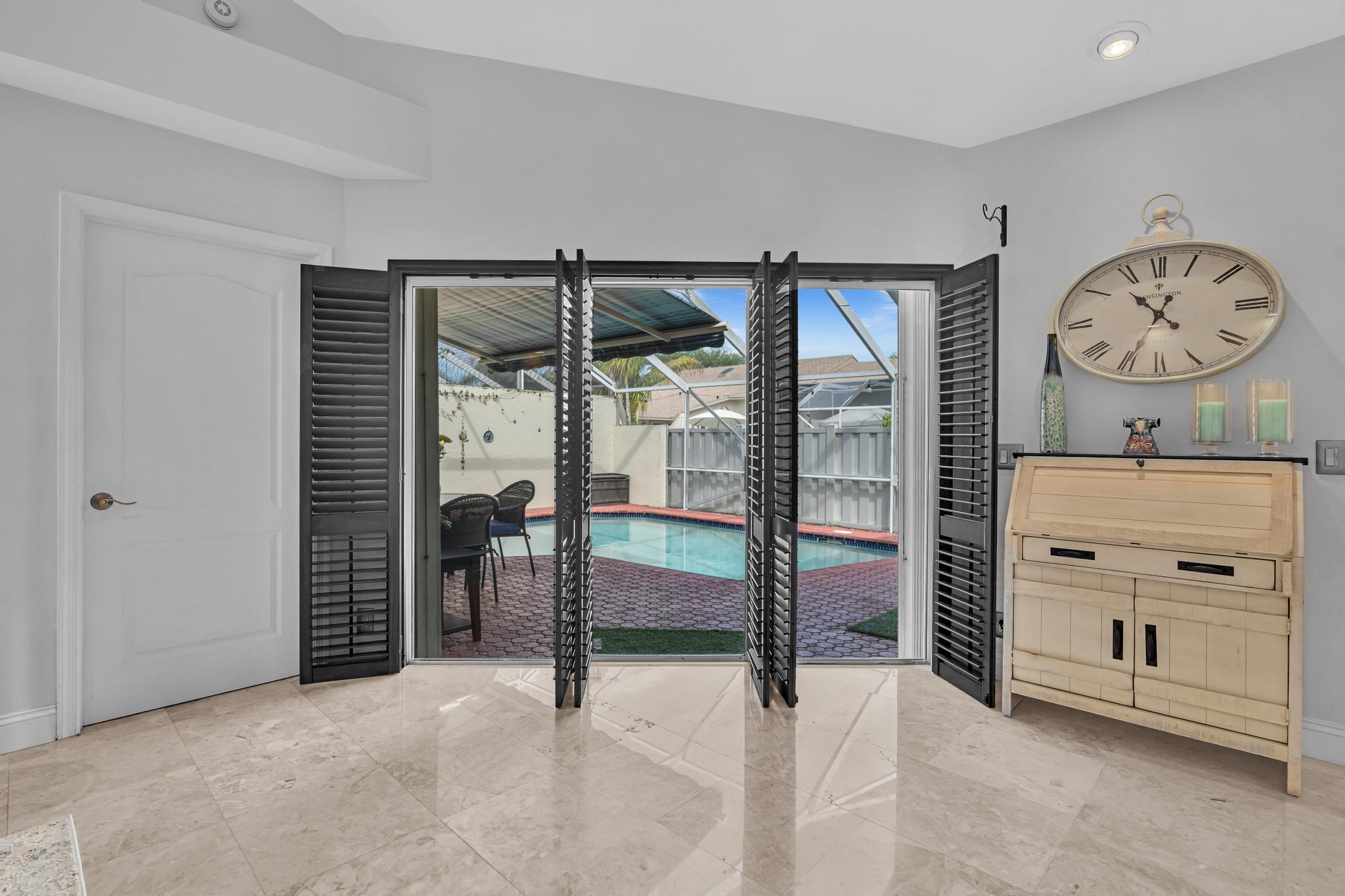 BOCA GARDENS - Residential