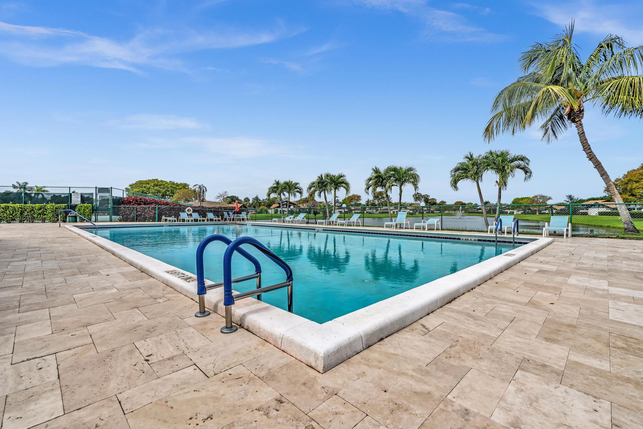 BOCA GARDENS - Residential