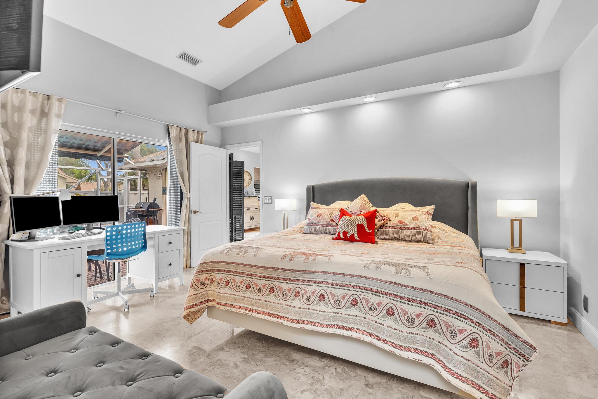 BOCA GARDENS - Residential