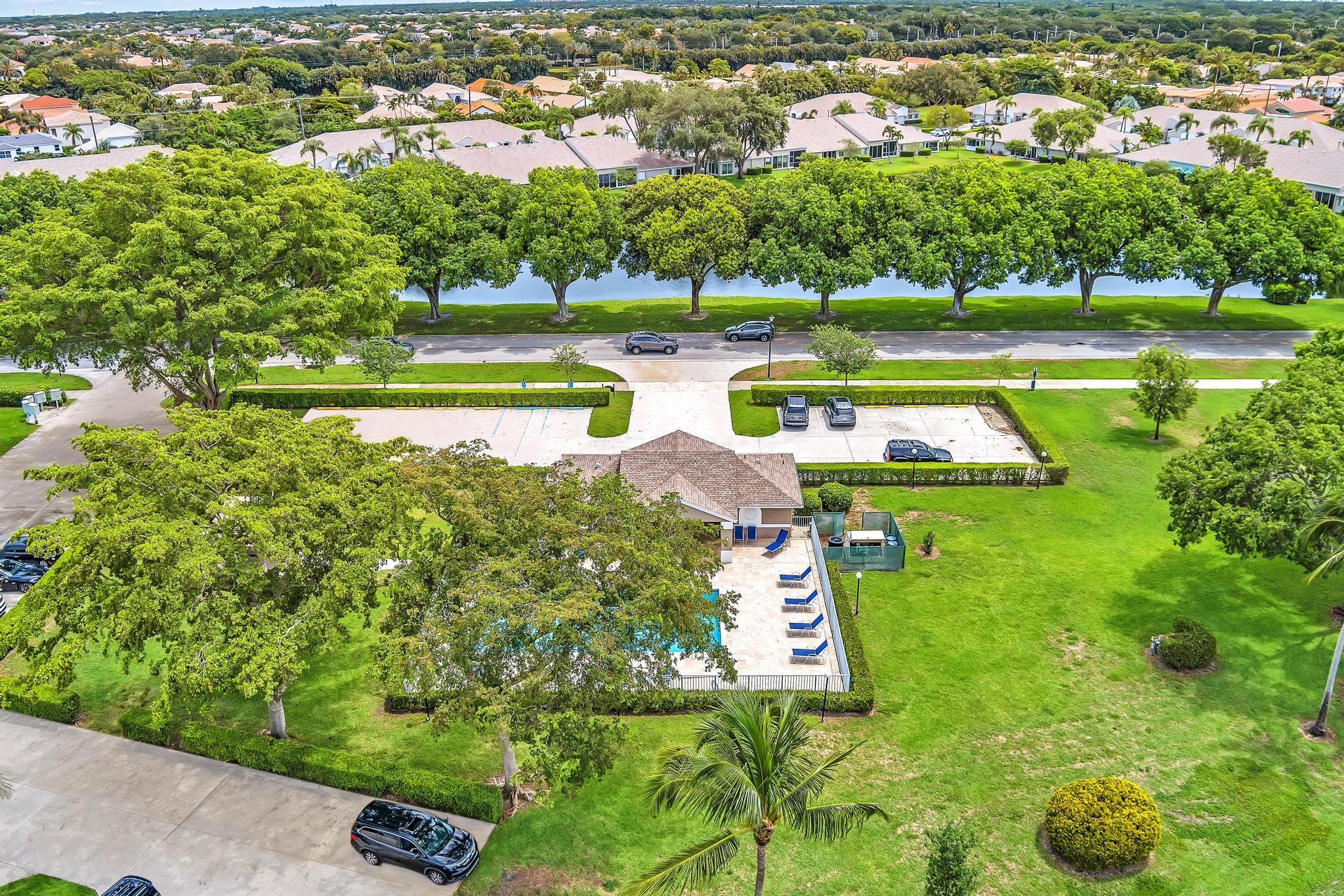 BOCA GARDENS - Residential