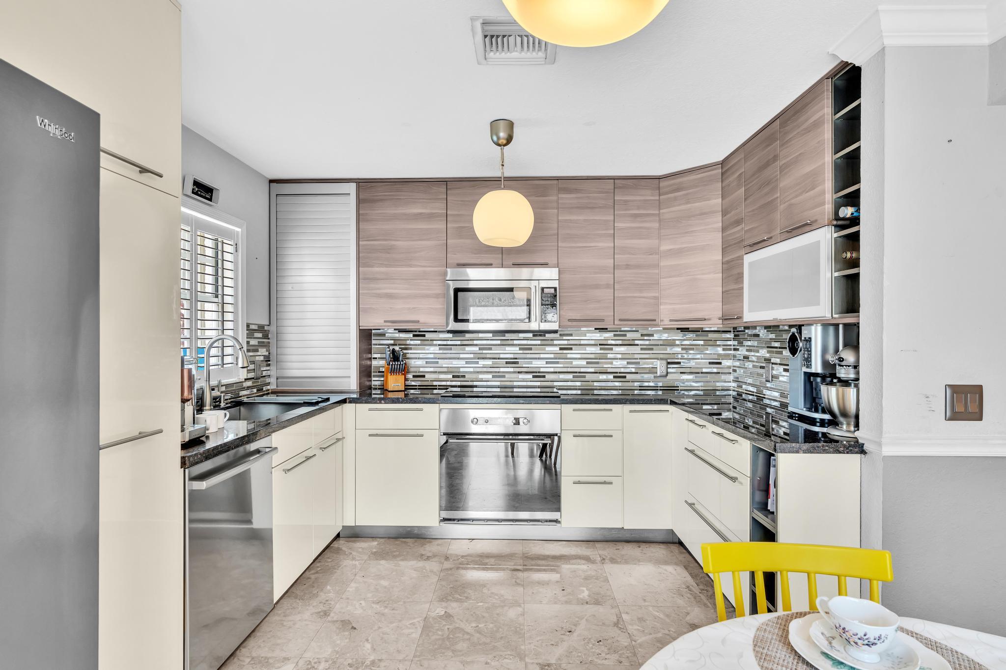 BOCA GARDENS - Residential