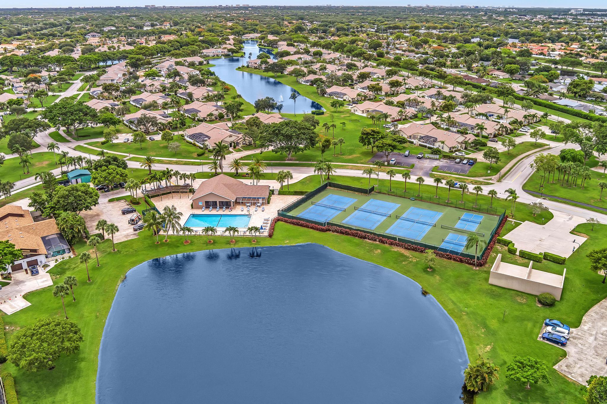 BOCA GARDENS - Residential