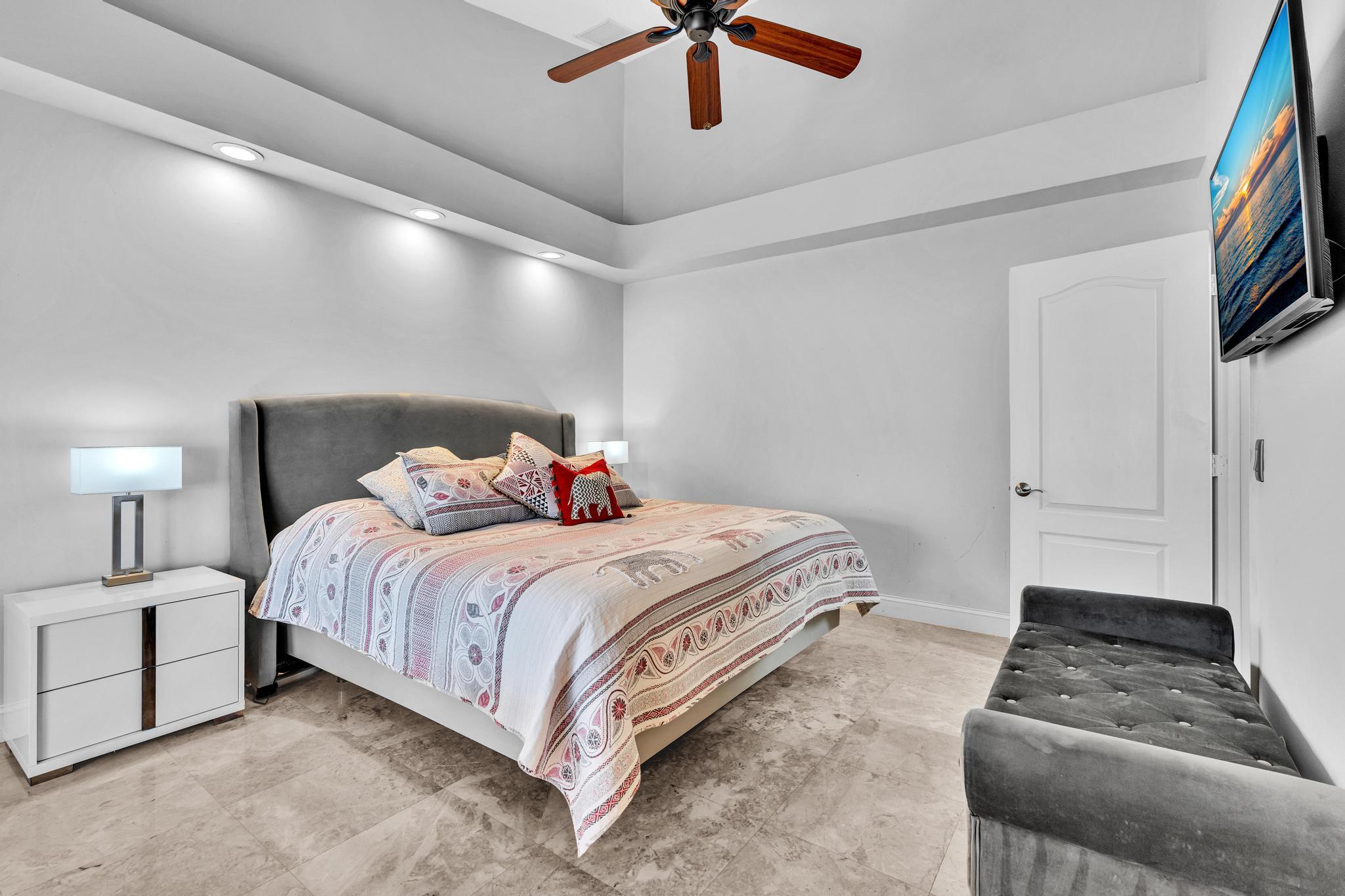 BOCA GARDENS - Residential