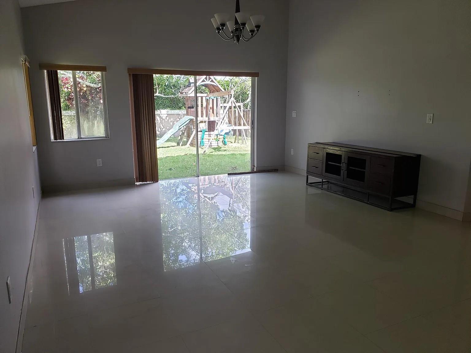 Central Park Lake 137-50 - Residential Lease