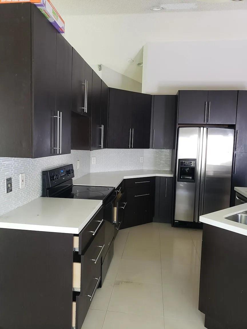 Central Park Lake 137-50 - Residential Lease