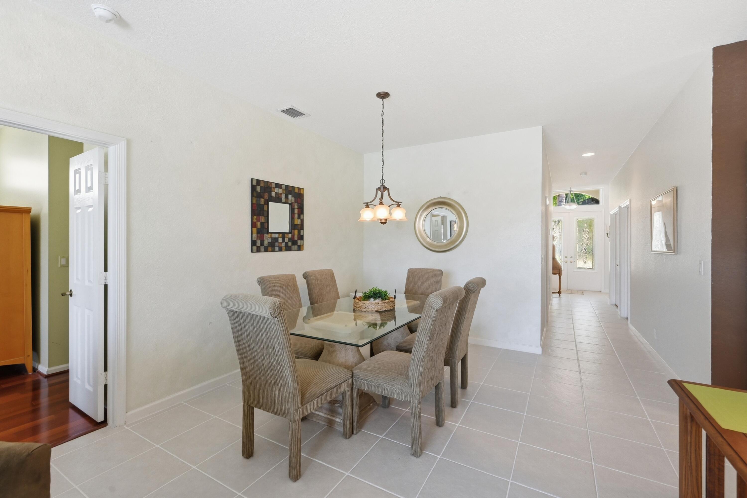 WYNDHAM LAKES EAST - Residential