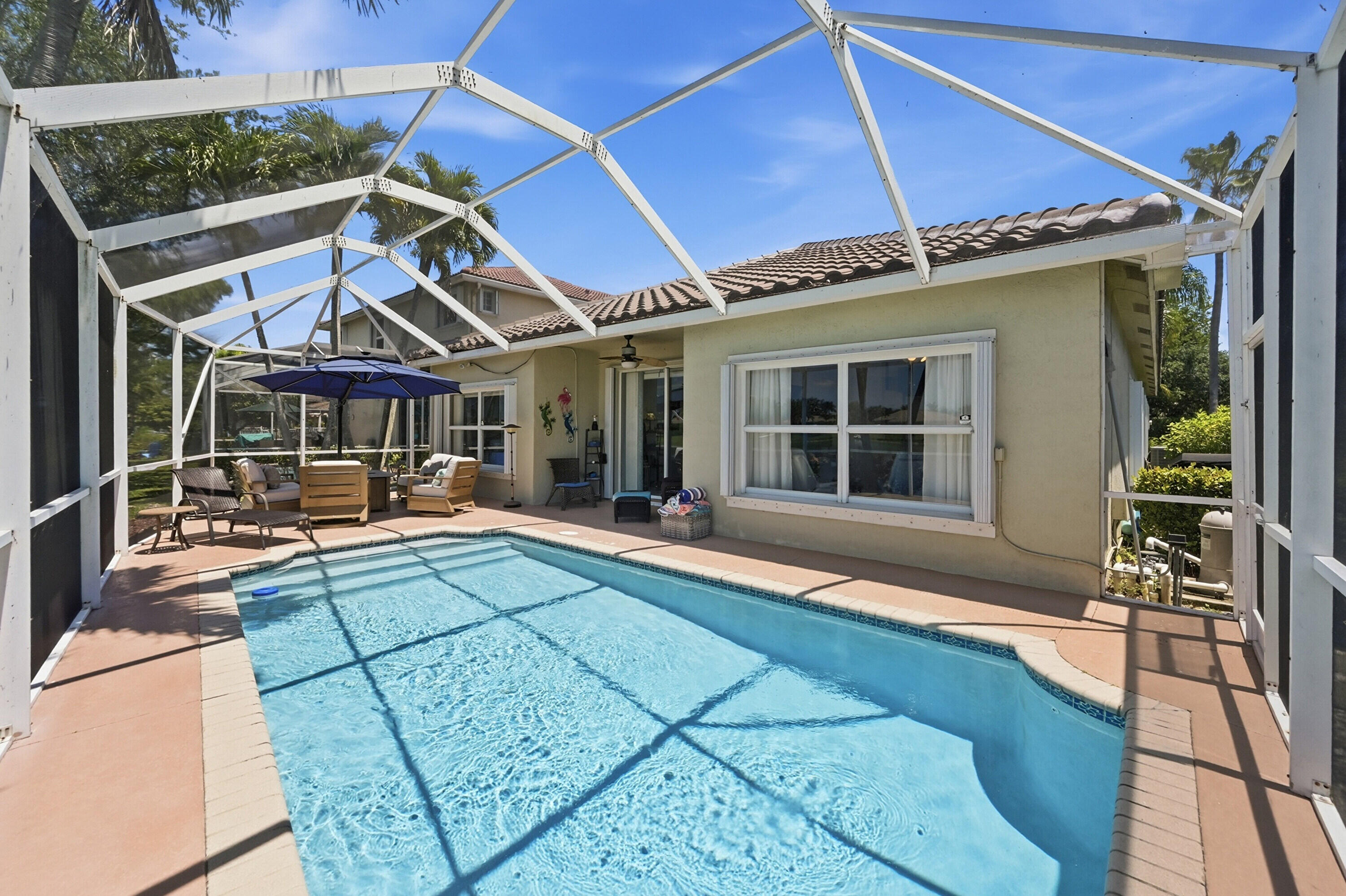 WYNDHAM LAKES EAST - Residential
