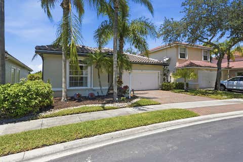 Tiny photo for 11735 NW 48th Street, Coral Springs, FL 33076 (MLS # B26023805)