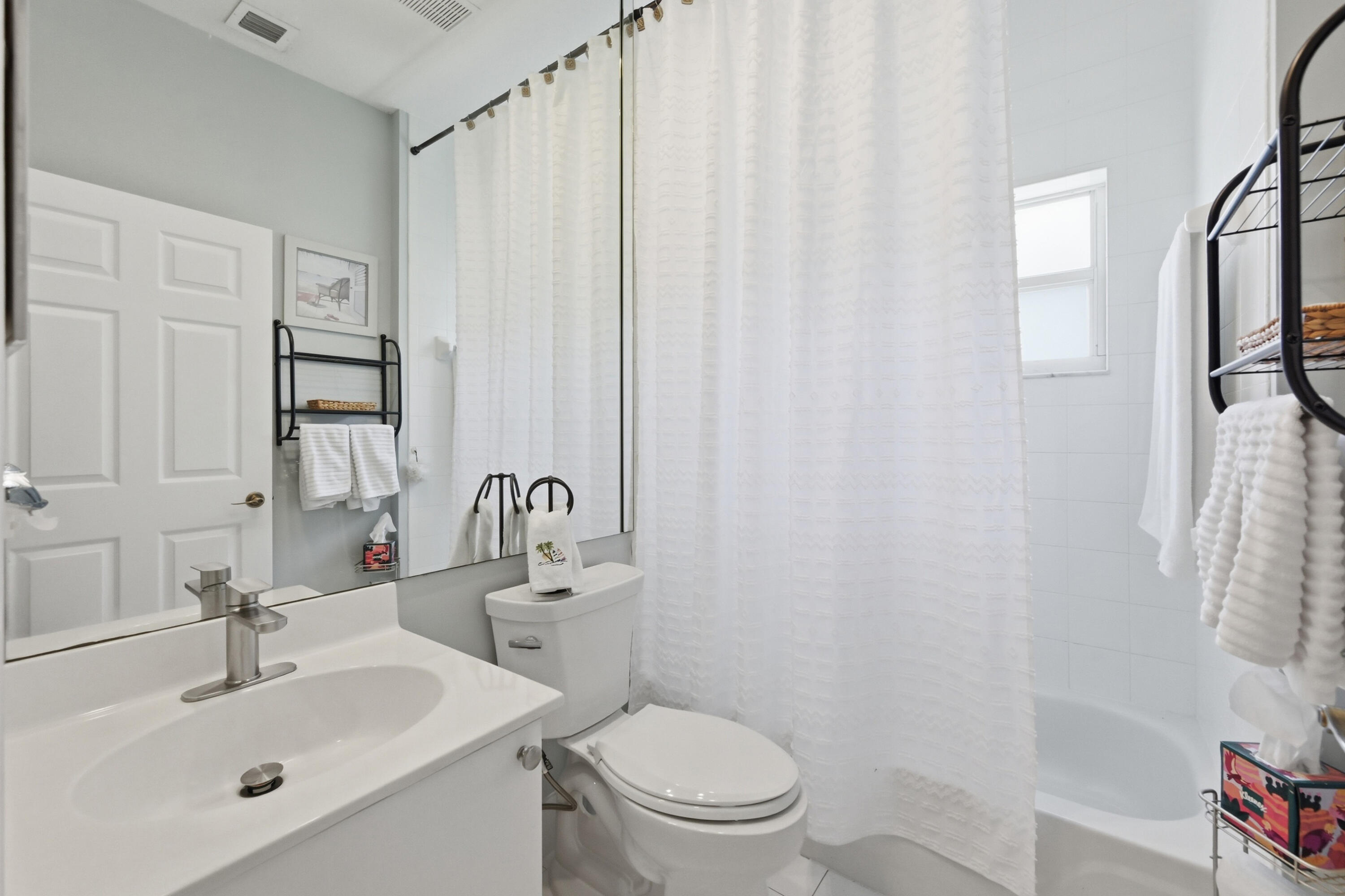 WYNDHAM LAKES EAST - Residential