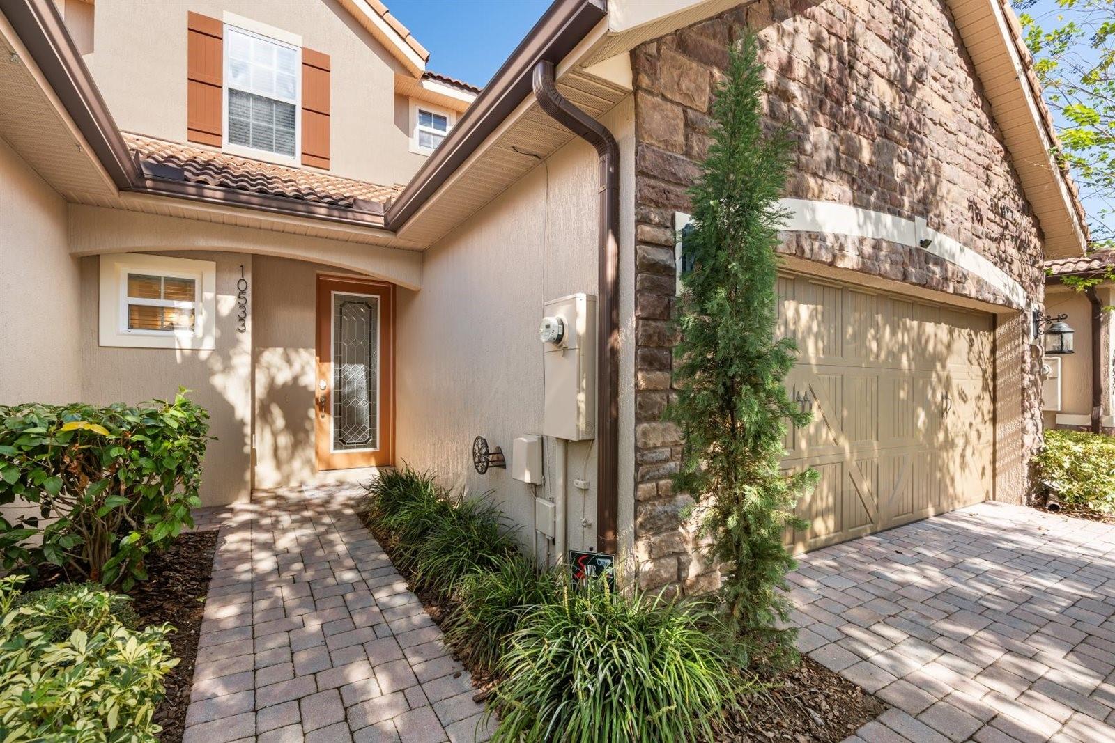 10533 Belfry Cir