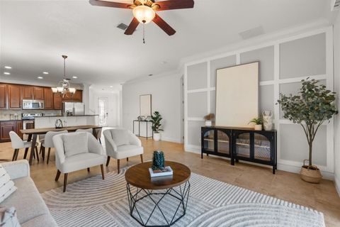 Photo of 10533 Belfry Cir, Orlando, FL 32832 (MLS # F10533414) Photo of 10533 Belfry Cir, Orlando, FL 32832 (MLS # F10533414)