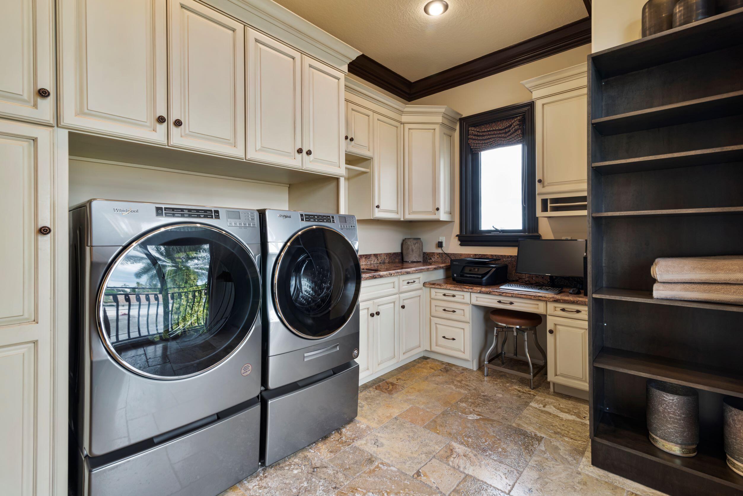 PALM BEACH ISLES 3 - Residential