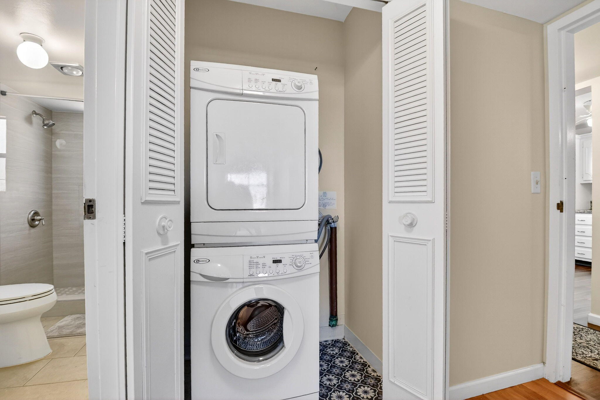 POINCIANA PLACE CONDO 1,2,8 AND 9 - Residential Lease