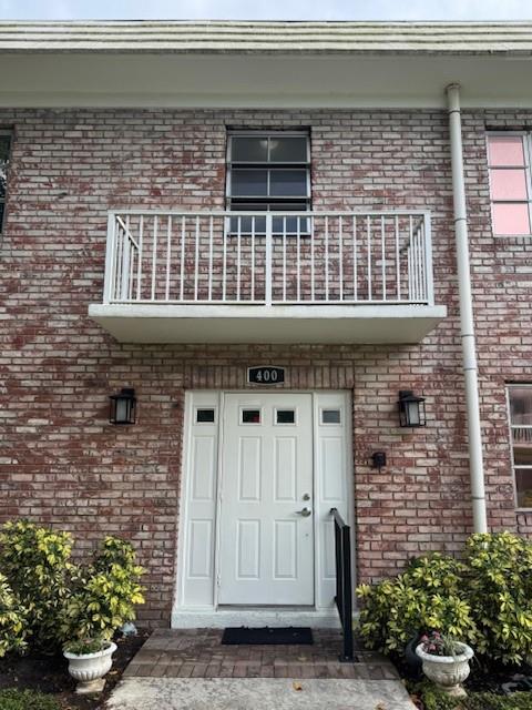 400 S Cypress Rd 427