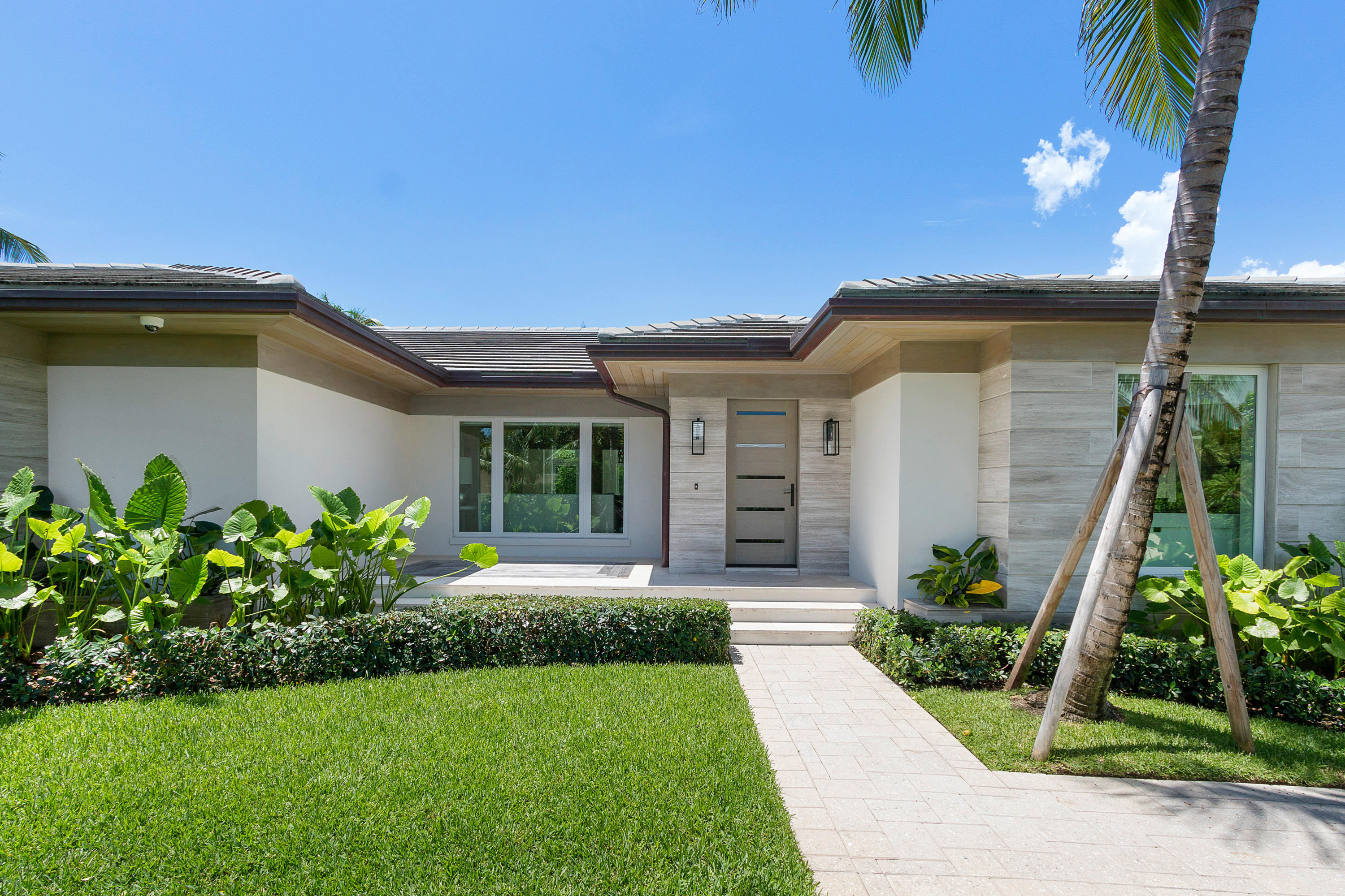 OCEAN TERRACE - Residential Lease