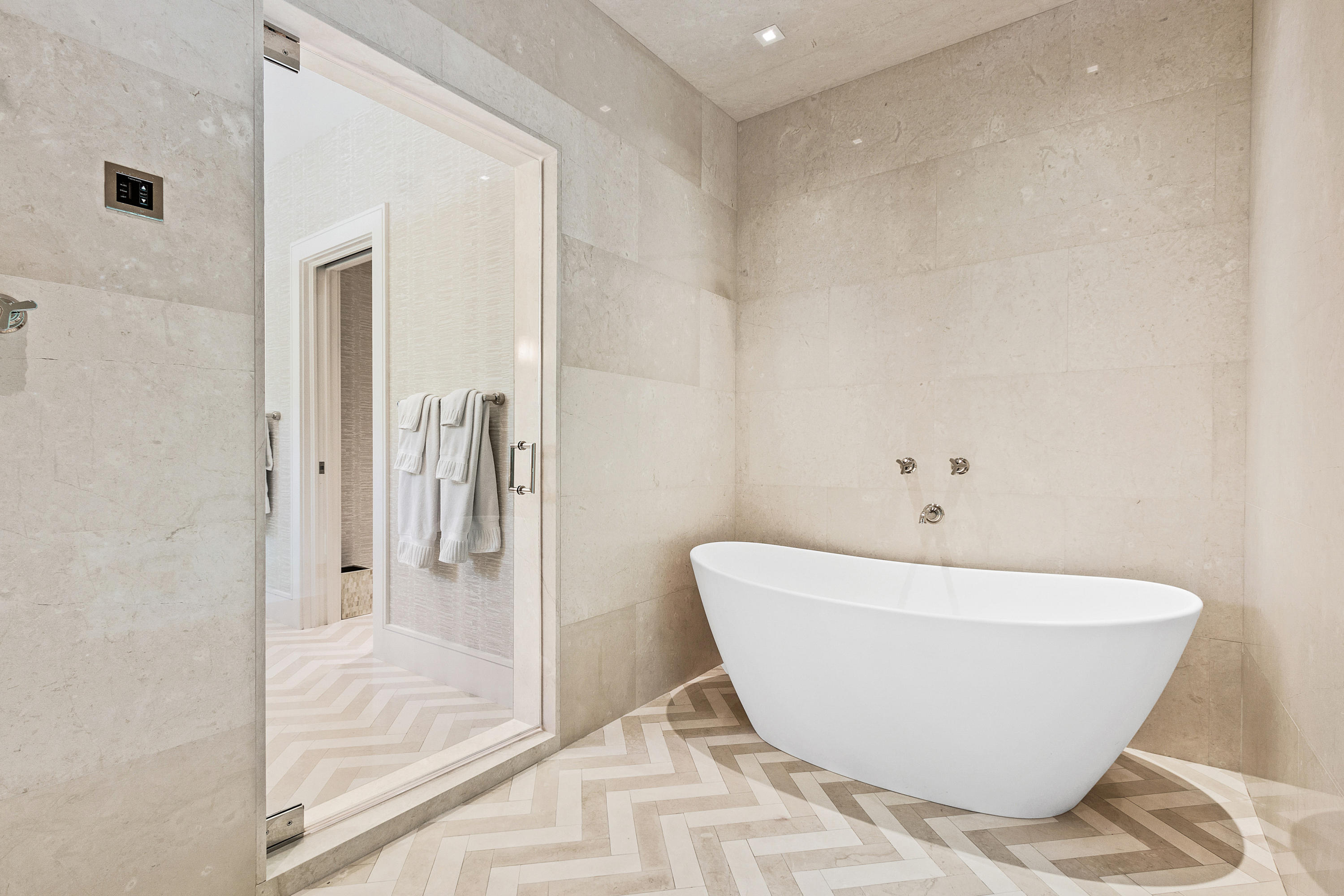 OCEAN TERRACE - Residential Lease